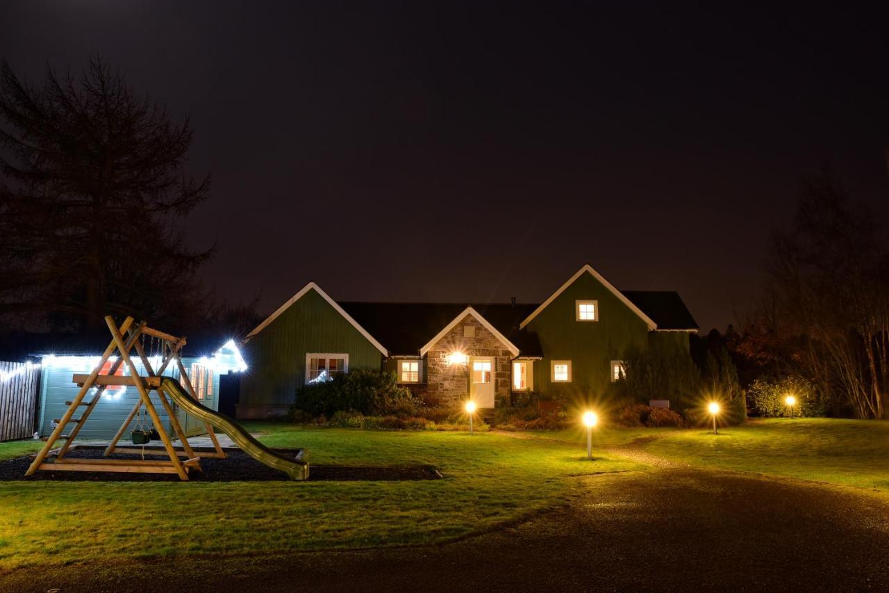 Highland Heather Lodges Comrie Ngoại thất bức ảnh